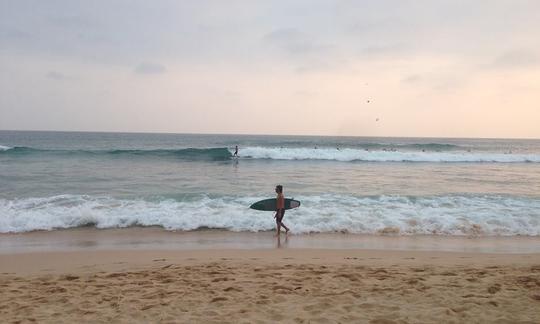 Venha e desfrute do surfe na Província do Sul, Sri Lanka