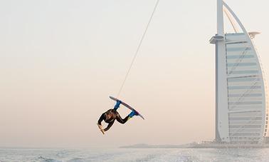 アラブ首長国連邦、ドバイでのウェイクボード