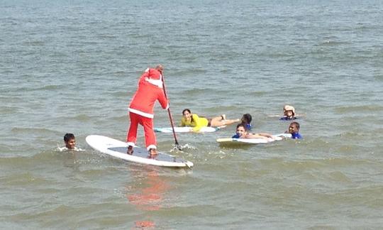 Desfrute de stand up paddleboard em Kovalam, Tamil Nadu