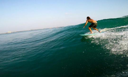 Aproveite ao máximo suas férias com nossas aulas de surfe na Província do Sul, Sri Lanka