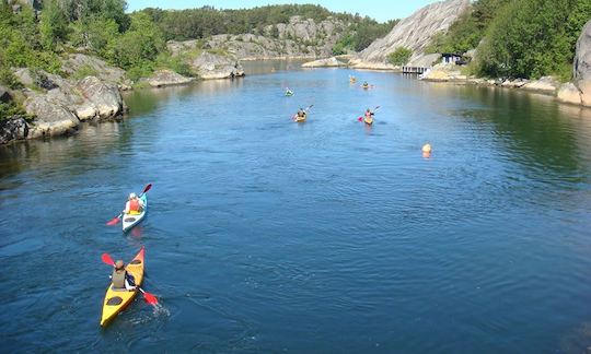 Single Kayak Rental and Beginner Courses in Fiskebäckskil, Sweden