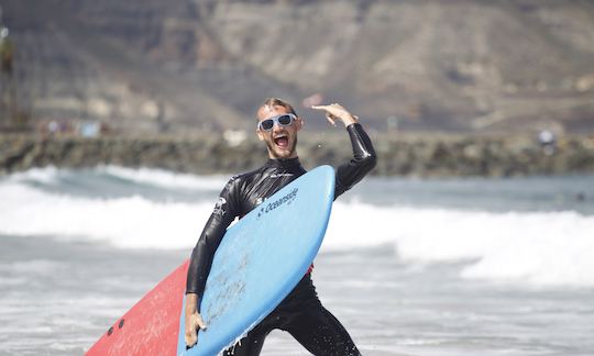 Cours de surf pour débutants à Gran Canaria !