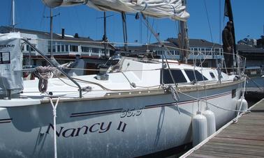 35.5' Hunter-Legend Cruising Monohull