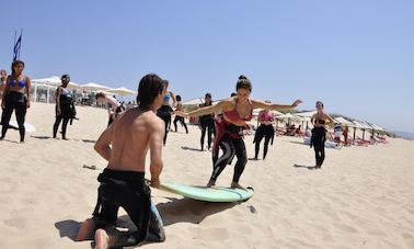 Experiência de surf em Lisboa com imagens de vídeo