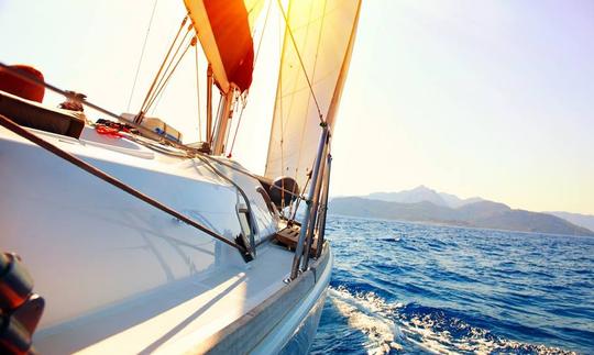 Profitez de Lefkas/Lefkada, en Grèce, à bord d'un monocoque de croisière de 44 pieds