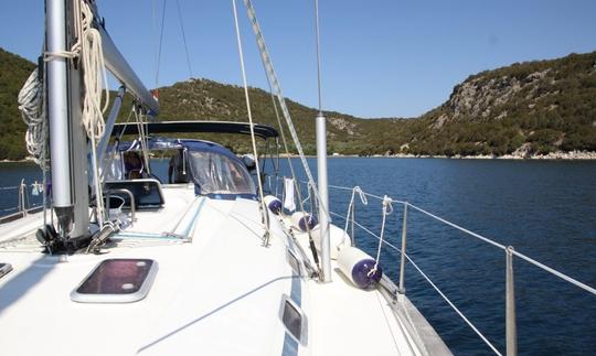 Profitez de Lefkas/Lefkada, en Grèce, à bord d'un monocoque de croisière de 44 pieds