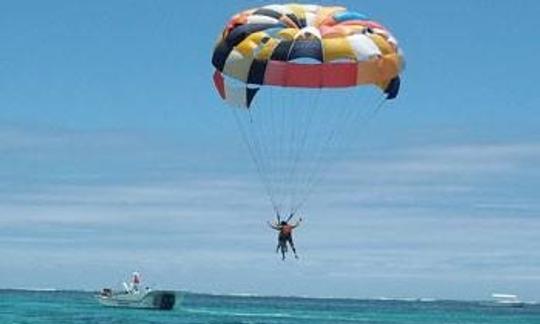 Profitez d'une aventure de 15 minutes en parachute ascensionnel à Flacq, à Maurice