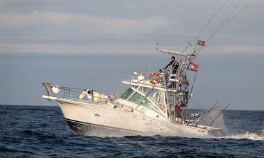 Viaje de pesca en alta mar en Madalena, Portugal, en Luhrs Sport Fisherman de 32 pies