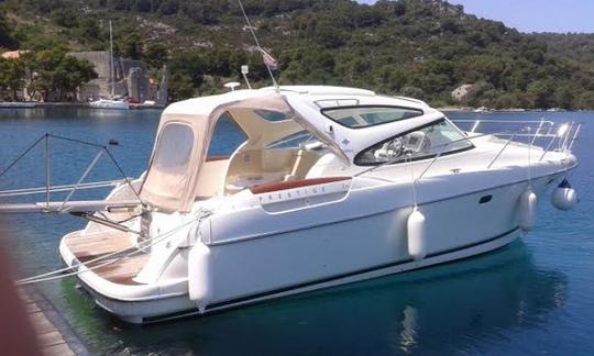 Iate a motor Charter 35' Jeanneau Prestige em Komolac, Croácia