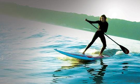 Profitez d'excursions et de leçons de stand up paddleboard à Douro Marina, à Vila Nova de Gaia