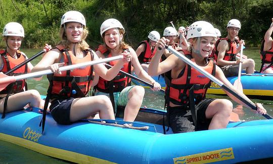 Disfrute de viajes de rafting en Al Boschétt Cresciano, Suiza