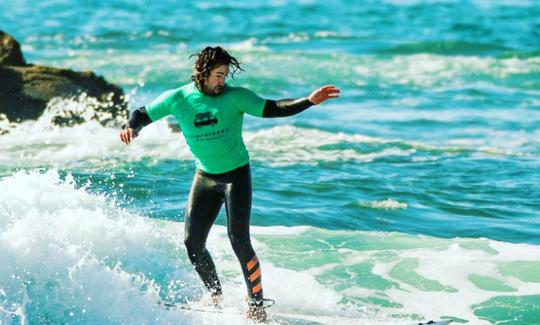 Aulas de surf na Ericeira, Portugal