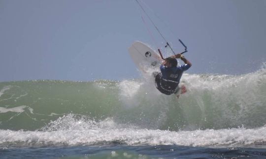 Kiteboarding Lessons and Rental in Campobello di Mazara, Sicilia