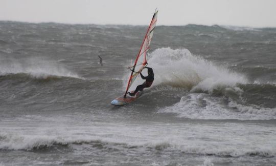 Kiteboarding Lessons and Rental in Campobello di Mazara, Sicilia