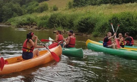 Passeios de canoa em Saint-Ursanne, Suíça