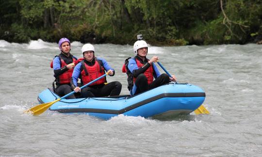 Desfrute de rafting em Ilanz, Suíça