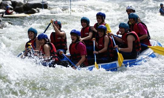 Disfrute de las excursiones de rafting en Foix, Francia