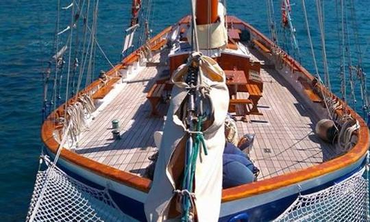 Crucero en velero por las Calanques de Marsella, Francia