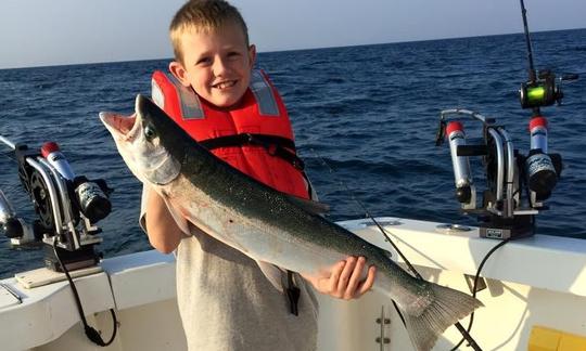 Kenosha Fishing Charter on 32ft Luhrs Tournament Sportfish