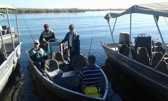 Alquile una consola central en Kasane, Botsuana