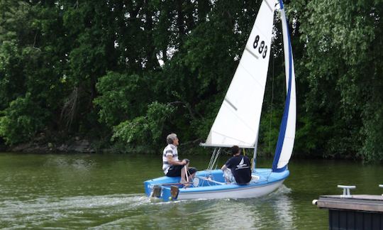 Des leçons de voile inoubliables pour les jeunes à Sződliget, Budapest