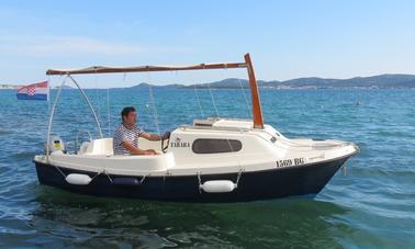 Rent Adria 500 Powerboat for 5 People in Sveti Filip i Jakov, Croatia