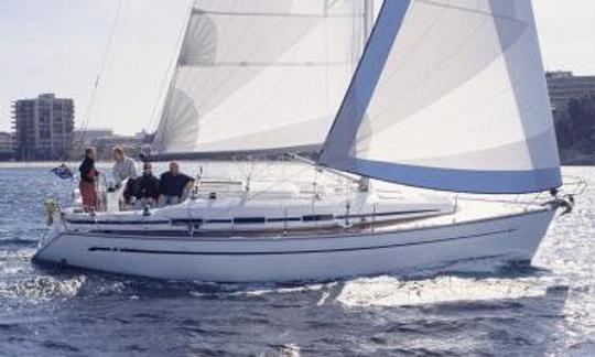 Monocasco de cruzeiro Charter 37' Bavaria 36 Plus em Punta Ala, Itália