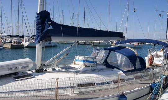 Monocasco de cruzeiro Charter 37' Bavaria 36 Plus em Punta Ala, Itália