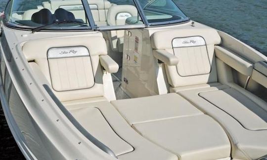 Aluguel de barco Sea Ray Sundeck Bowrider de 26 pés em Aventura, Flórida