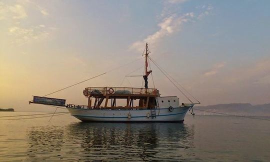 Profitez de la pêche à Izmir, en Turquie, sur une goélette de 59 pieds