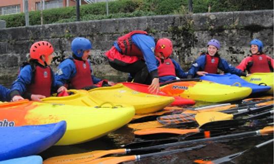 Paseos en canoa en Galway, Irlanda