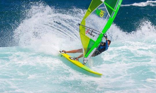 Disfruta de clases de windsurf en Groninga, Países Bajos