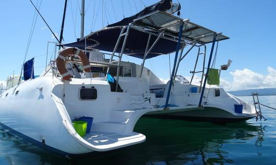 Alquile un catamarán de crucero en la provincia de Fianarantsoa, Madagascar