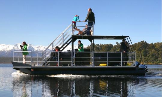 Excursion en bateau d'aventure écologique sur le lac Mahinapua, côte ouest, Nouvelle-Zélande