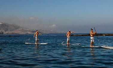 Aproveite o aluguel e cursos de stand up paddleboard em Valência, Espanha