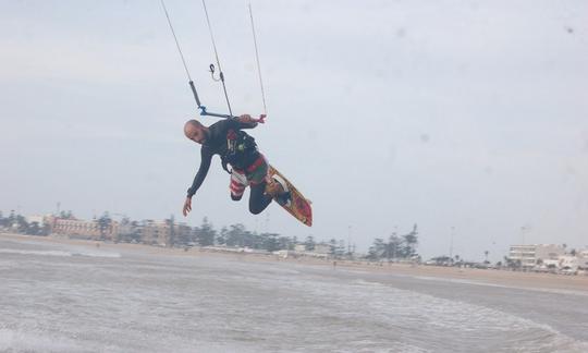 Desfrute de kitesurf em Essaouira, Marrocos