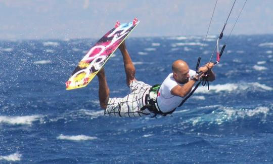 Disfruta de clases de kitesurf en Tarifa, España