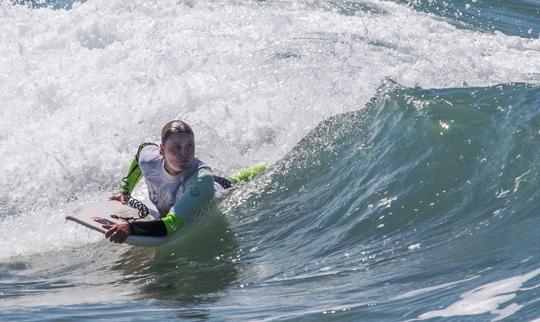 Cours de bodyboard amusants et locations à Tamraght, Maroc