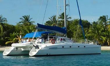 Alquiler de catamarán de crucero Bahia de 46 pies en Fakarava, Polinesia Francesa