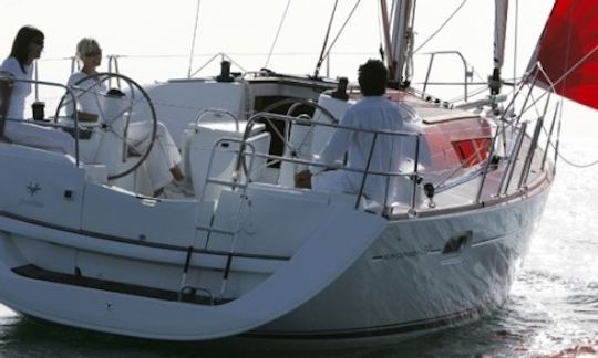 Charter 39' Jeanneau Sun Odyssey 39i Crusing Monohull in Nordborg, Denmark