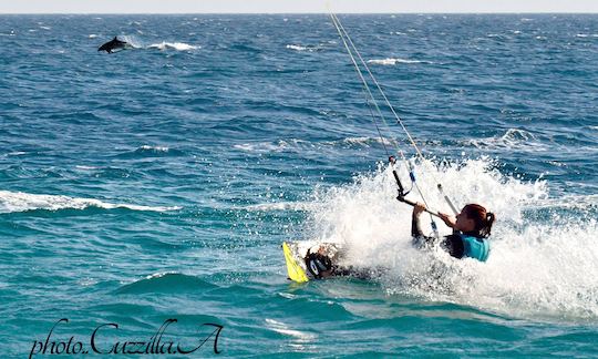 Lección de kitesurf en Reggio Calabria, Italia