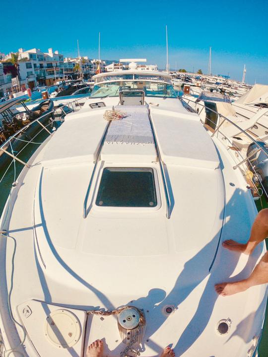 Yate a motor Sea Ray 370 Sundancer 