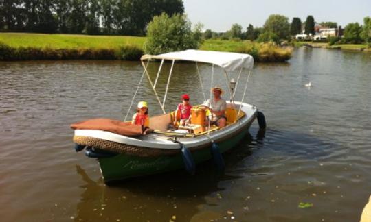 Alquile un barco eléctrico en Gante, Bélgica