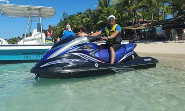 Jet Ski rental in Coxen Hole