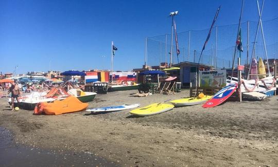 Aproveite o aluguel e as aulas de stand up paddle em Ostia, Roma