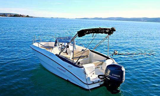 Profitez de la pêche à Sukošan, en Croatie, sur Karnic Boawrider