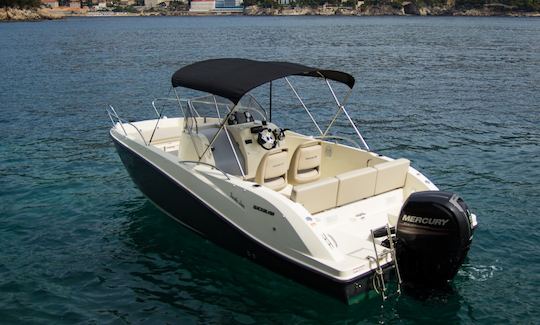 Console central Charter 22' Quicksilver 675 em Dubrovnik, Croácia