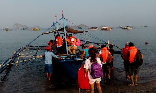 Excursions en bateau à Anawangin, Talisayen, Nagshasa et East à San Antonio, Zambales, Philippines