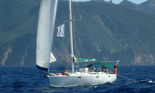 Charter 41' Oceanis 430 Cruising Monohull in Santa Maria di Lota, France