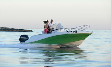 Alquila un Quicksilver Commander 555 para 6 personas en Vrsar, Croacia